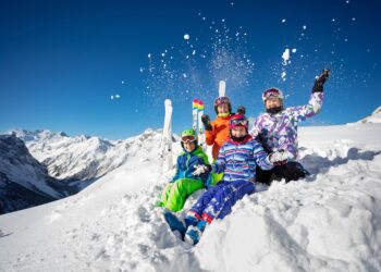 India winter tourism destinations mountains snow