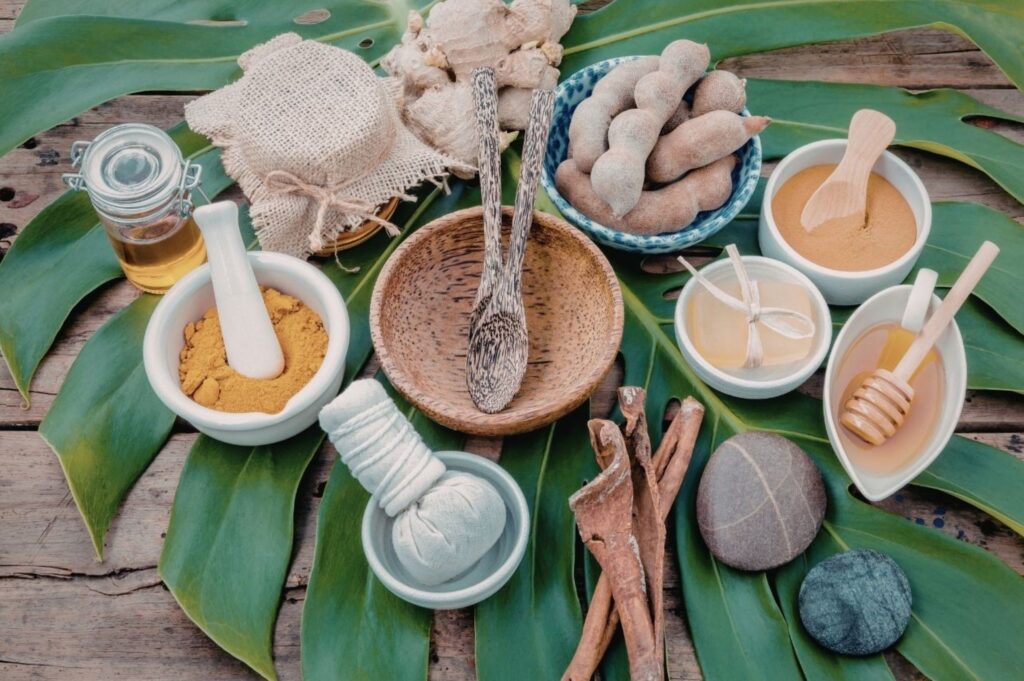 Premium India spa market revenue from traditional herbal wellness treatments and luxury services