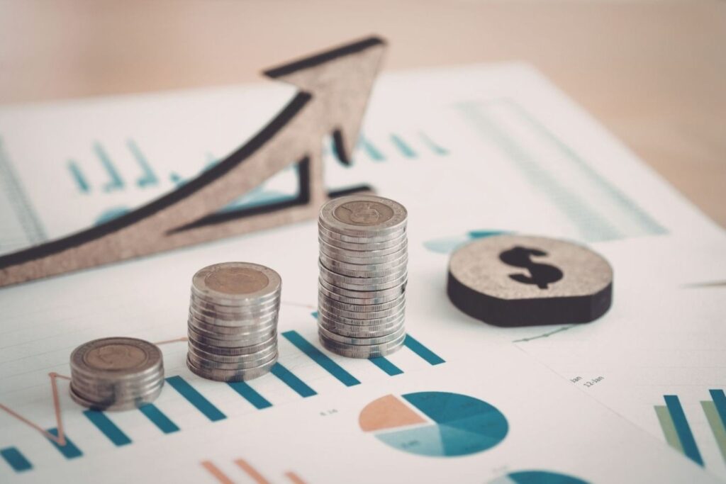 India economy outlook showing Q2 2026 growth chart with GDP statistics and investment sector analysis