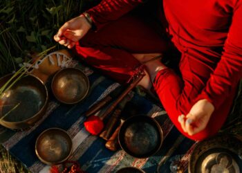 6 Ayurvedic morning rituals busy people can actually keep